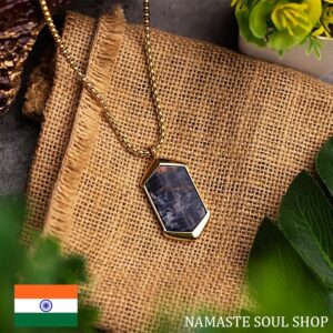 Medallón de oro con amuleto de la suerte {INDIA}