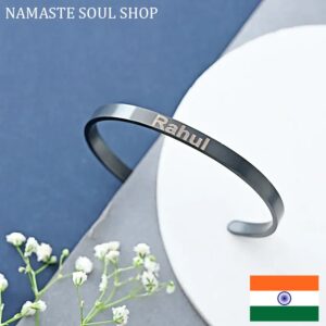 Pulsera Negra Ajustable Personalizada – Estilo Moderno con Tu Nombre {INDIA}
